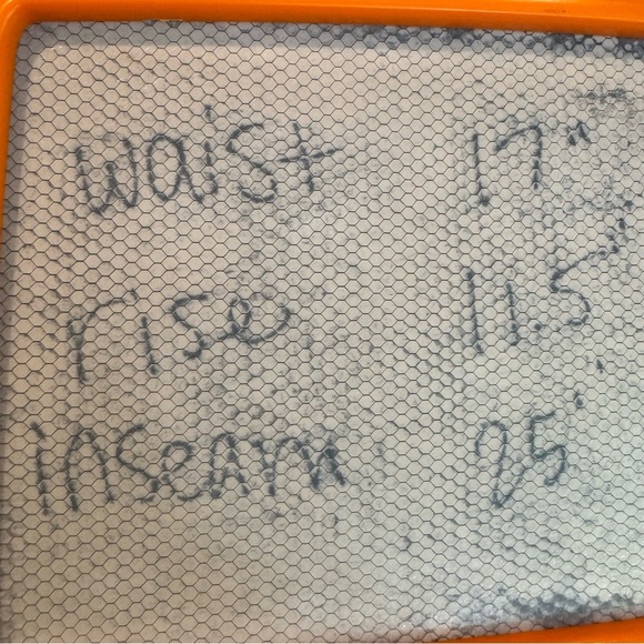 NWT Chicos Wide Legged Cropped Sailor Pants Juliet So Slimming 12 Black A6 - Picture 10 of 10